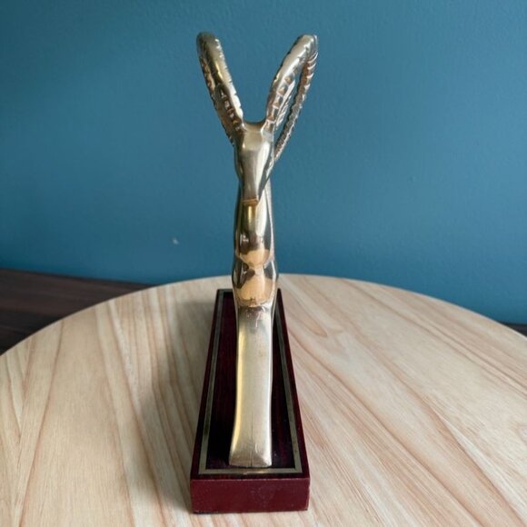 Vintage Brass Ibex Ram Hollywood Regency MCM Desk Decor Inlaid Wood Base - Picture 5 of 10